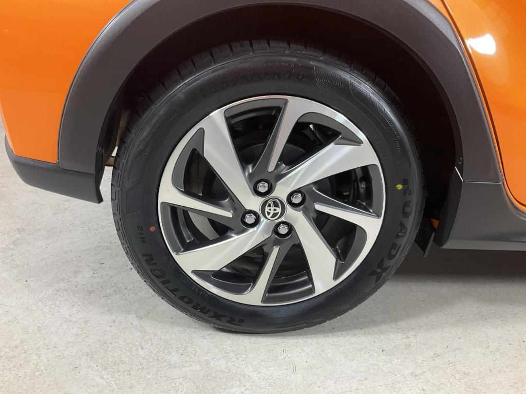 Photo '12' of Toyota Aqua Photo '12' of Toyota Aqua