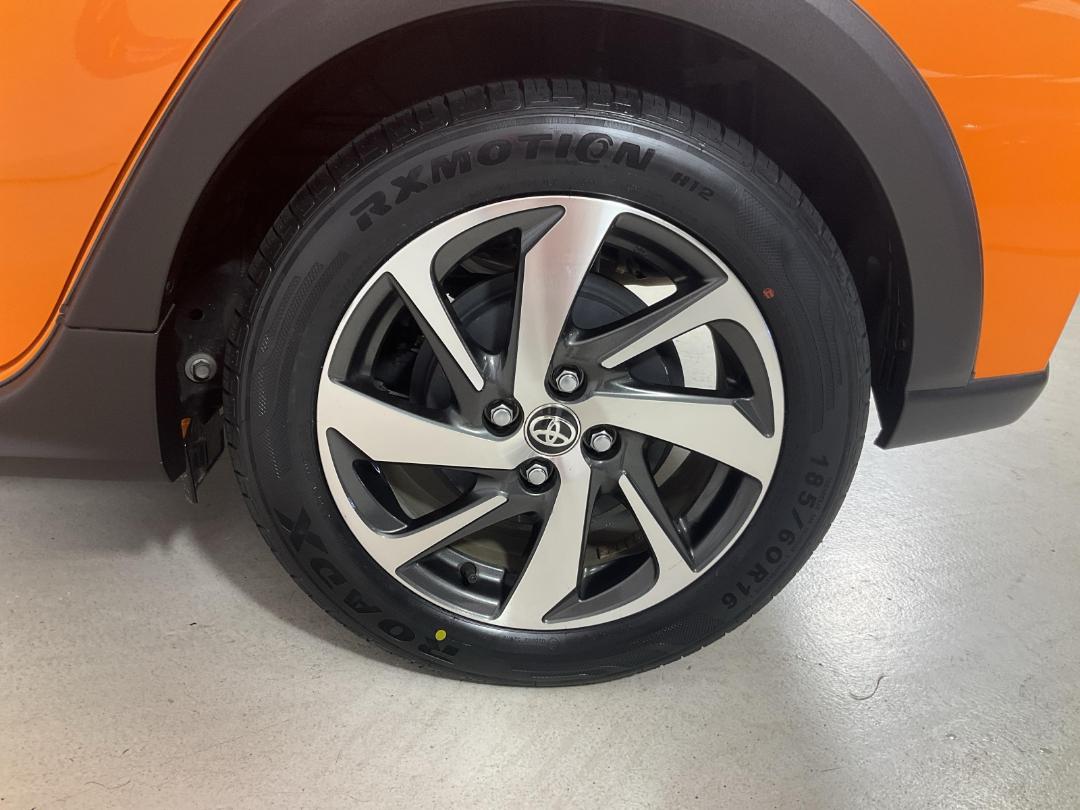 Photo '11' of Toyota Aqua Photo '11' of Toyota Aqua