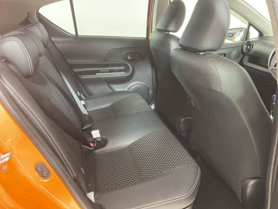 Photo '20' of Toyota Aqua Photo '20' of Toyota Aqua