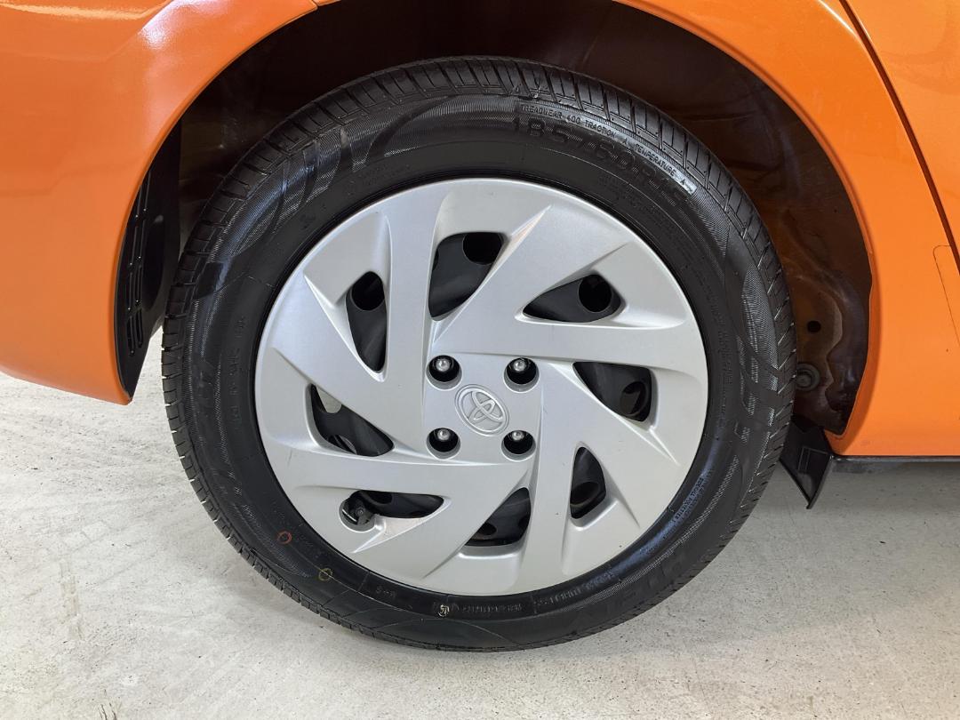 Photo '12' of Toyota Aqua Photo '12' of Toyota Aqua