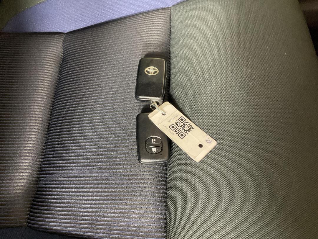 Photo '22' of Toyota Aqua Photo '22' of Toyota Aqua