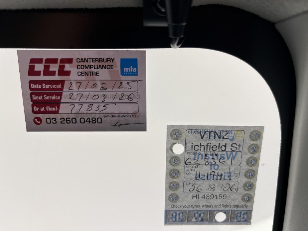 Photo '25' of Toyota Aqua Photo '25' of Toyota Aqua