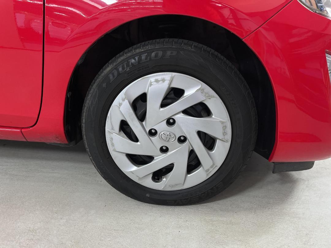 Photo '9' of Toyota Aqua