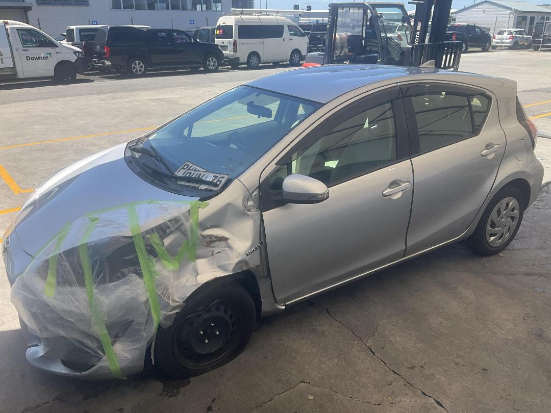 Photo '5' of Toyota Aqua Photo '5' of Toyota Aqua