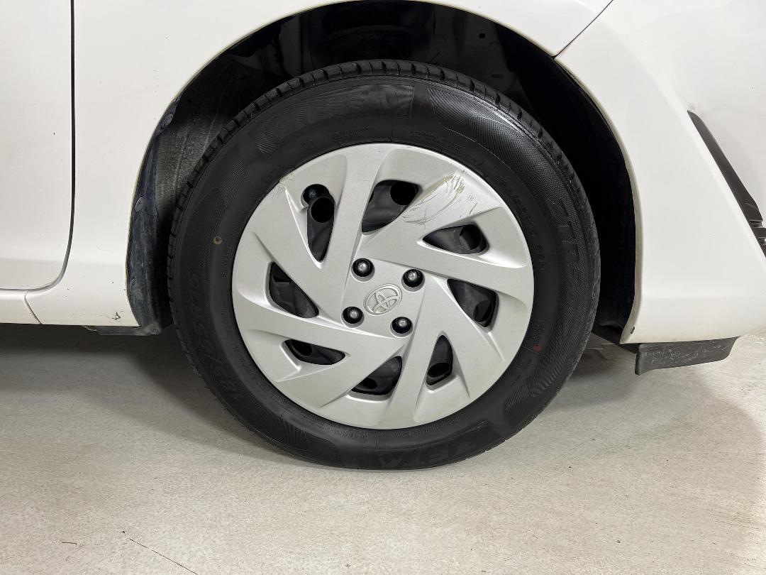 Photo '9' of Toyota Aqua