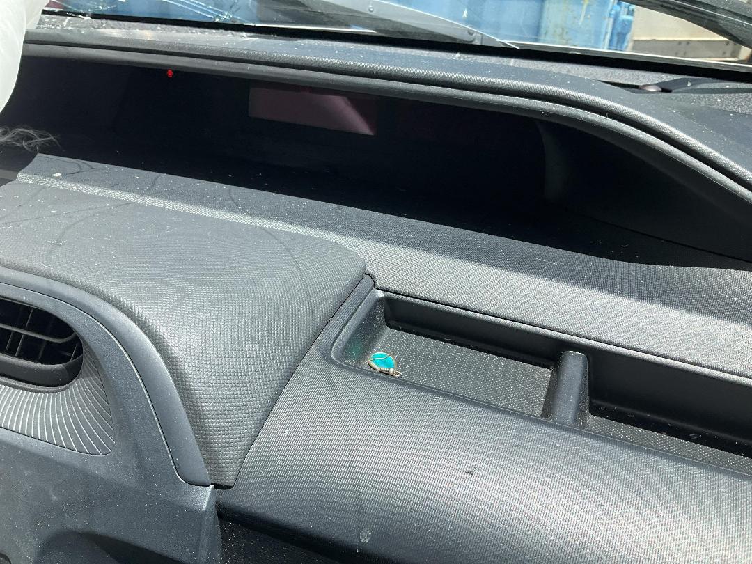 Photo '15' of Toyota Aqua Hybrid Photo '15' of Toyota Aqua Hybrid