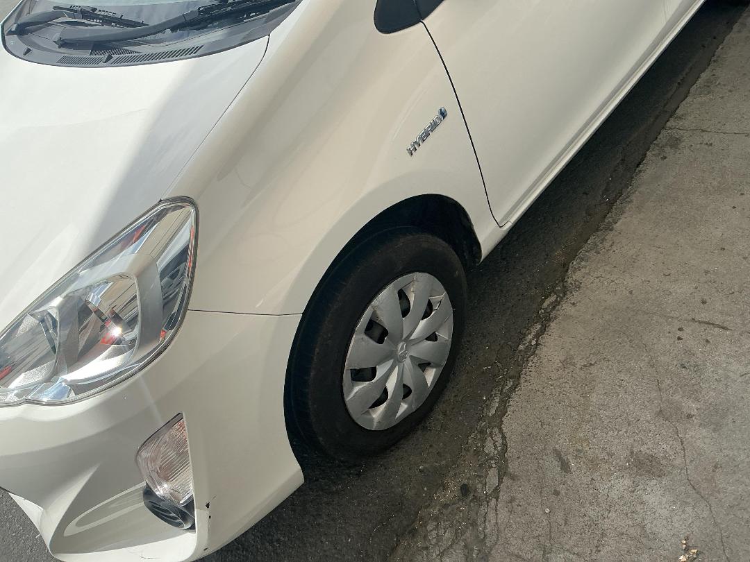 Photo '6' of Toyota Aqua Photo '6' of Toyota Aqua