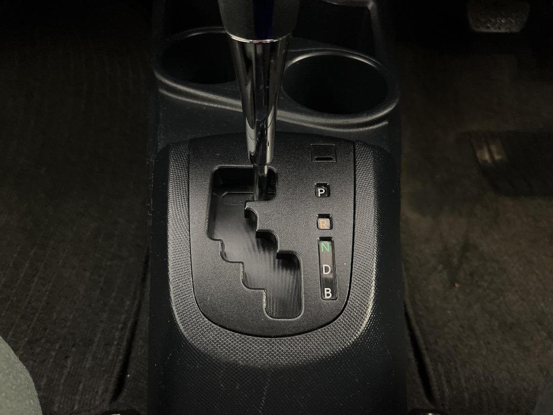 Photo '27' of Toyota Aqua