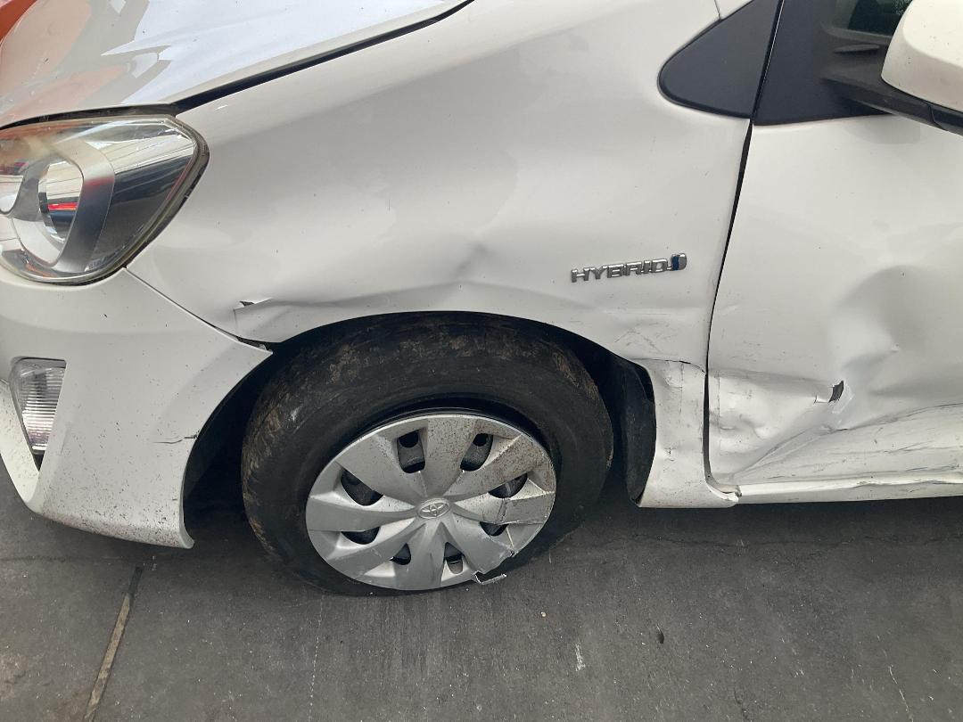 Photo '16' of Toyota Aqua