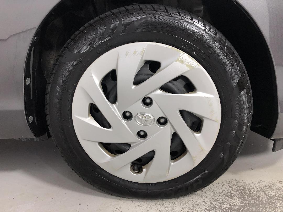 Photo '9' of Toyota Aqua