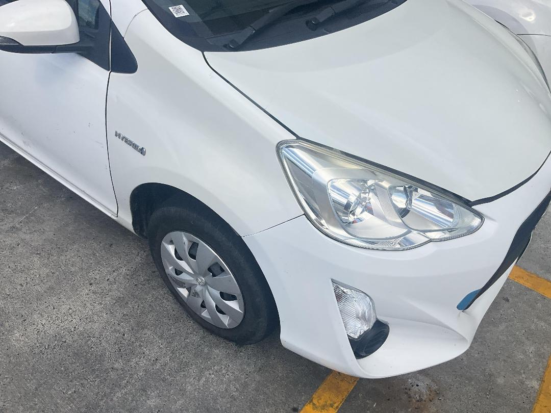 Photo '4' of Toyota Aqua