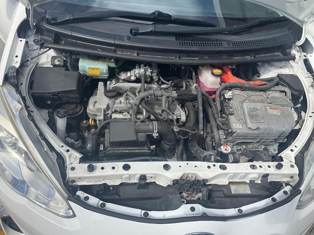 Photo '14' of Toyota Aqua