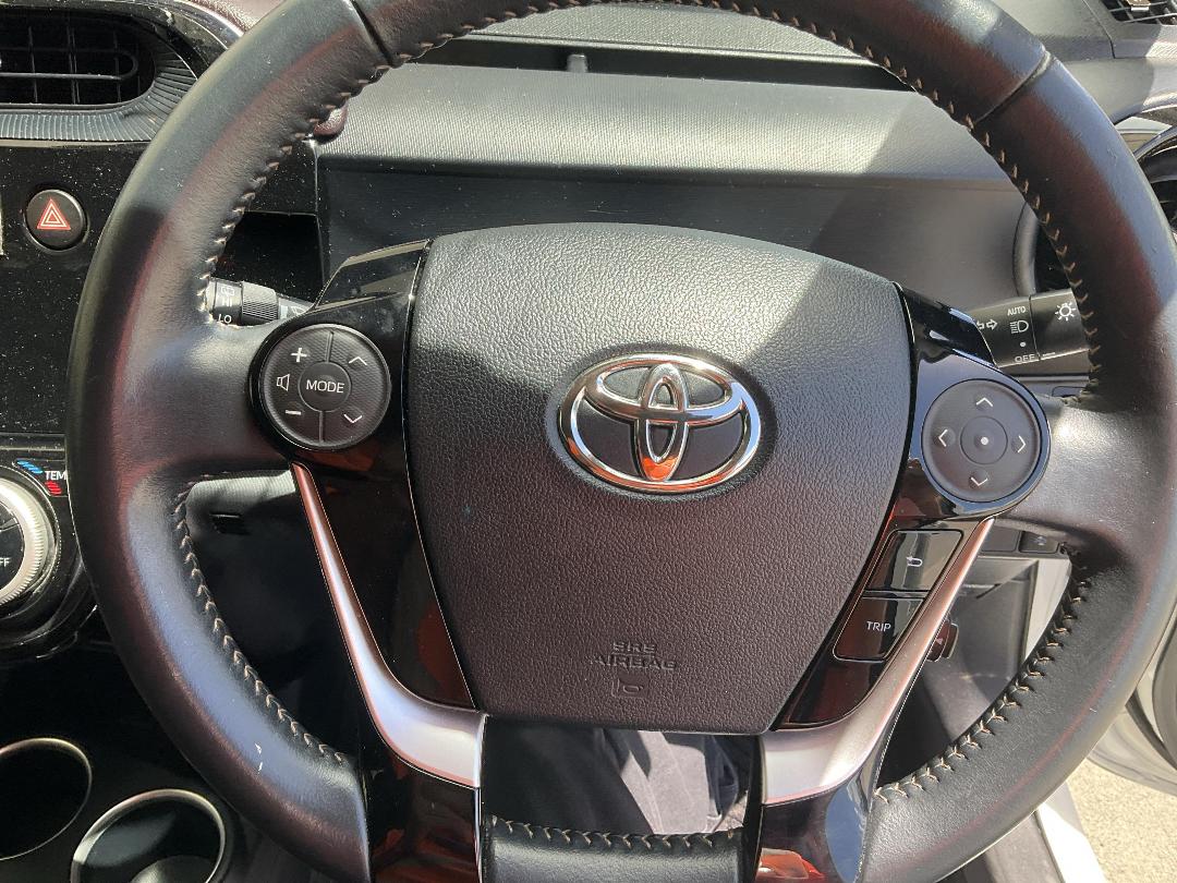 Photo '19' of Toyota Aqua