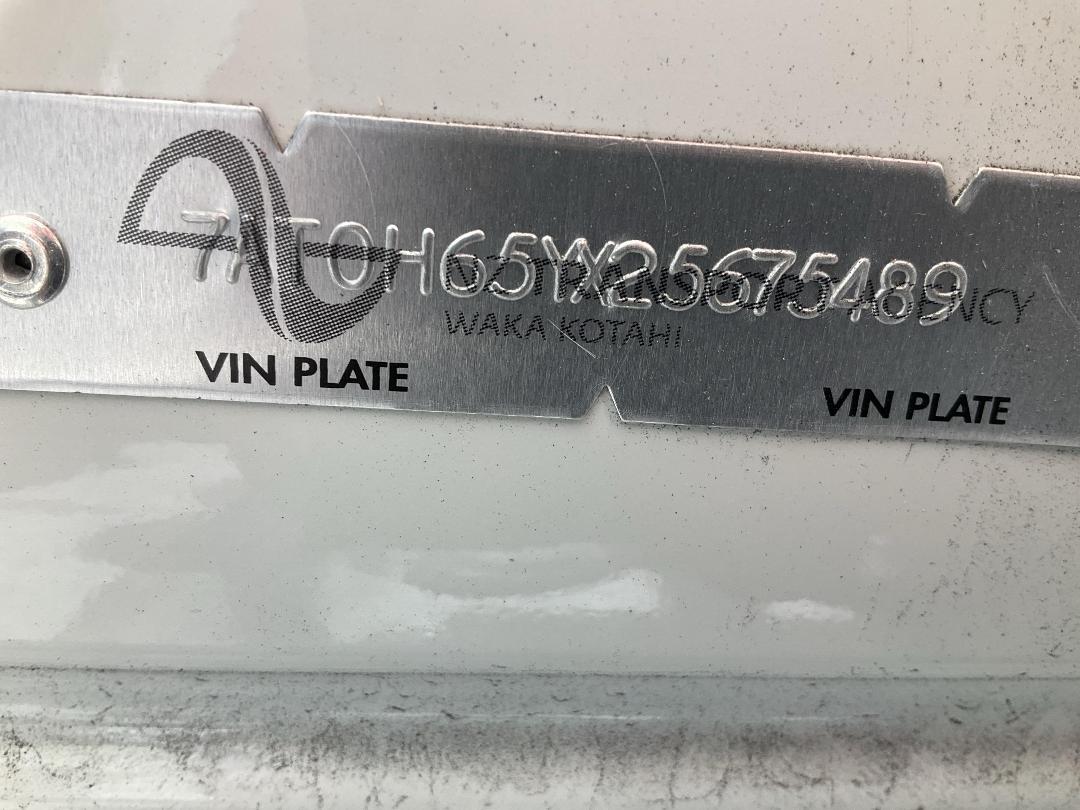 Photo '24' of Toyota Aqua