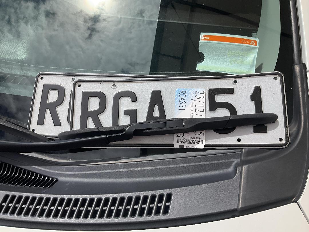 Photo '23' of Toyota Aqua