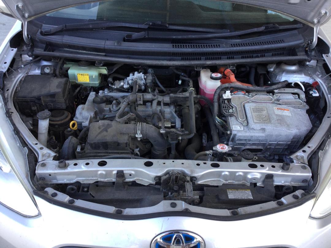 Photo '17' of Toyota Aqua Hybrid