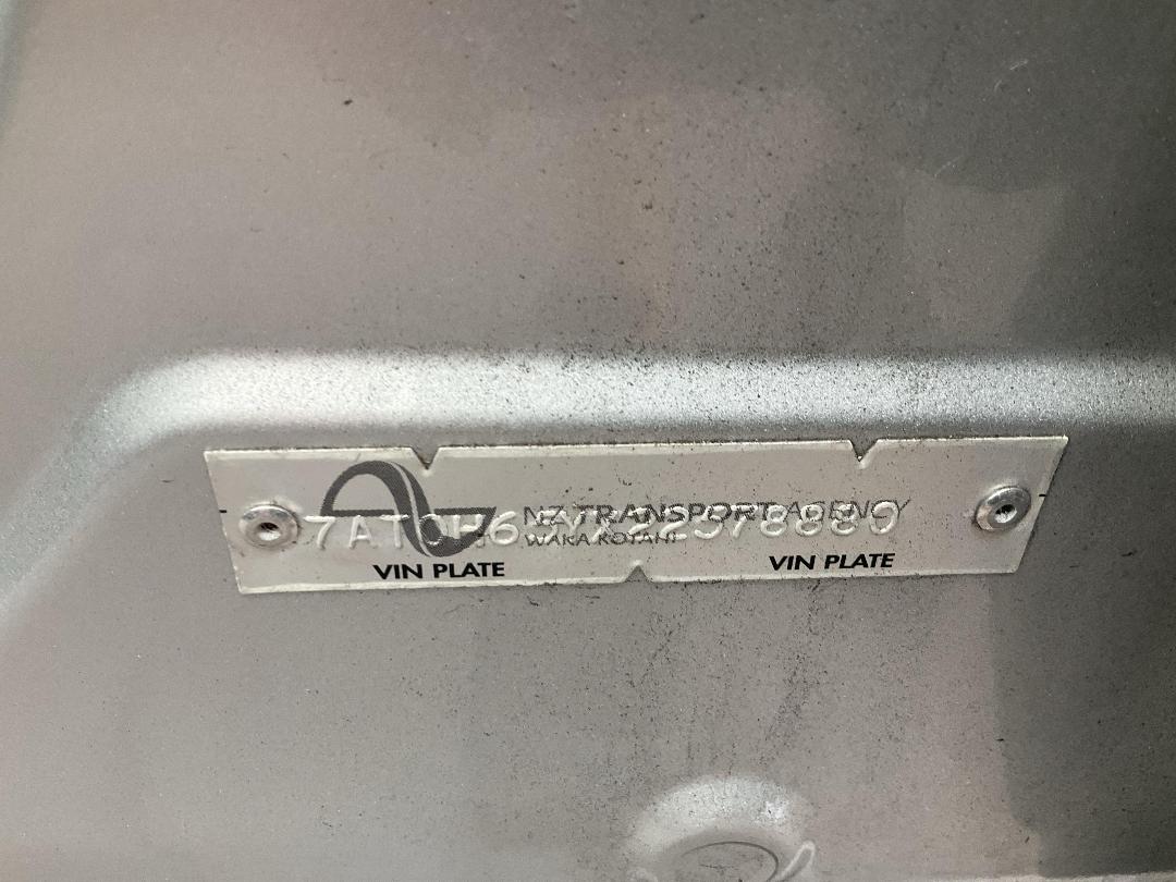 Photo '10' of Toyota Aqua Hybrid