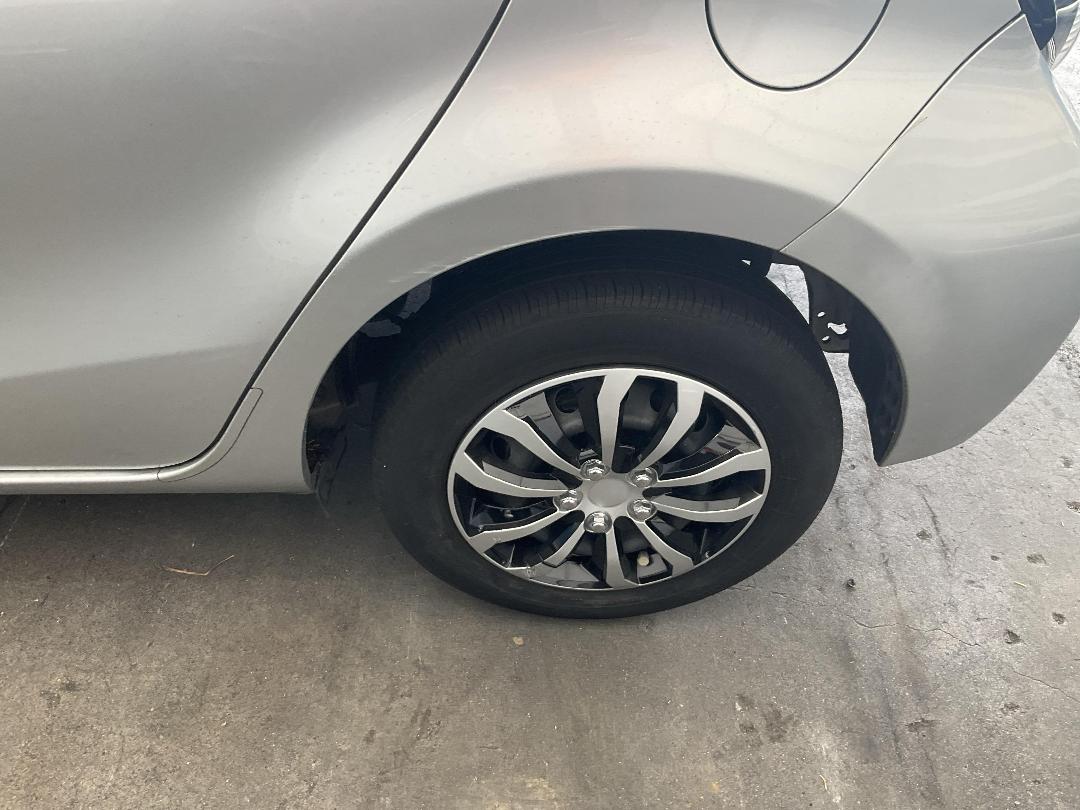 Photo '17' of Toyota Aqua Hybrid