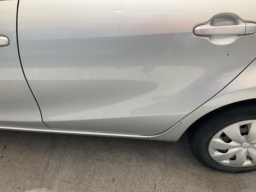 Photo '11' of Toyota Aqua Hybrid