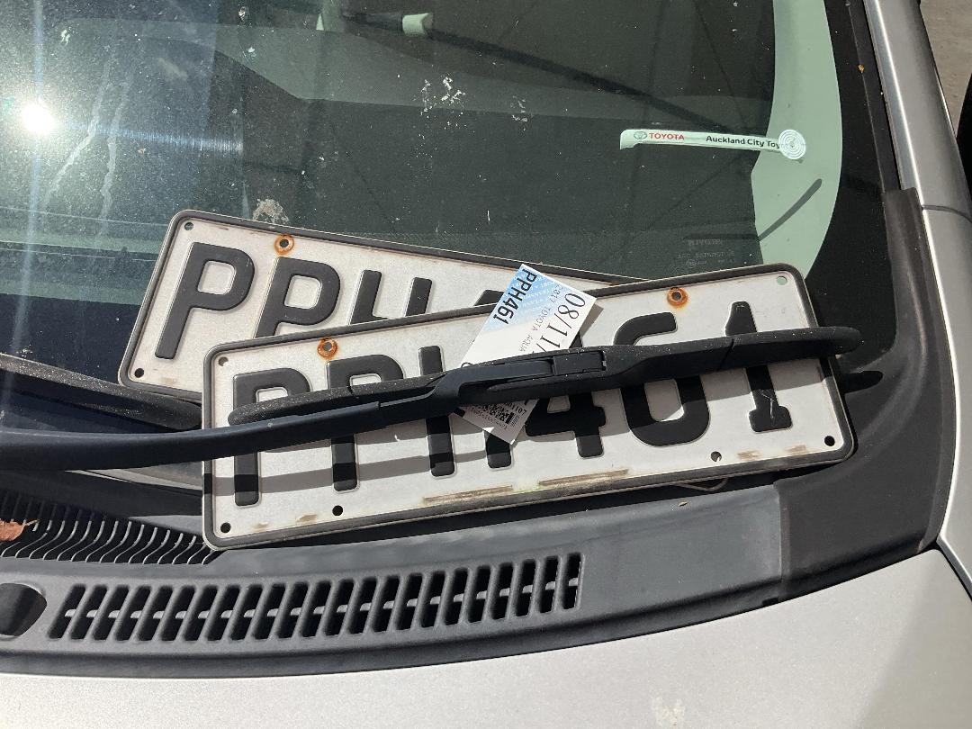 Photo '25' of Toyota Aqua Hybrid