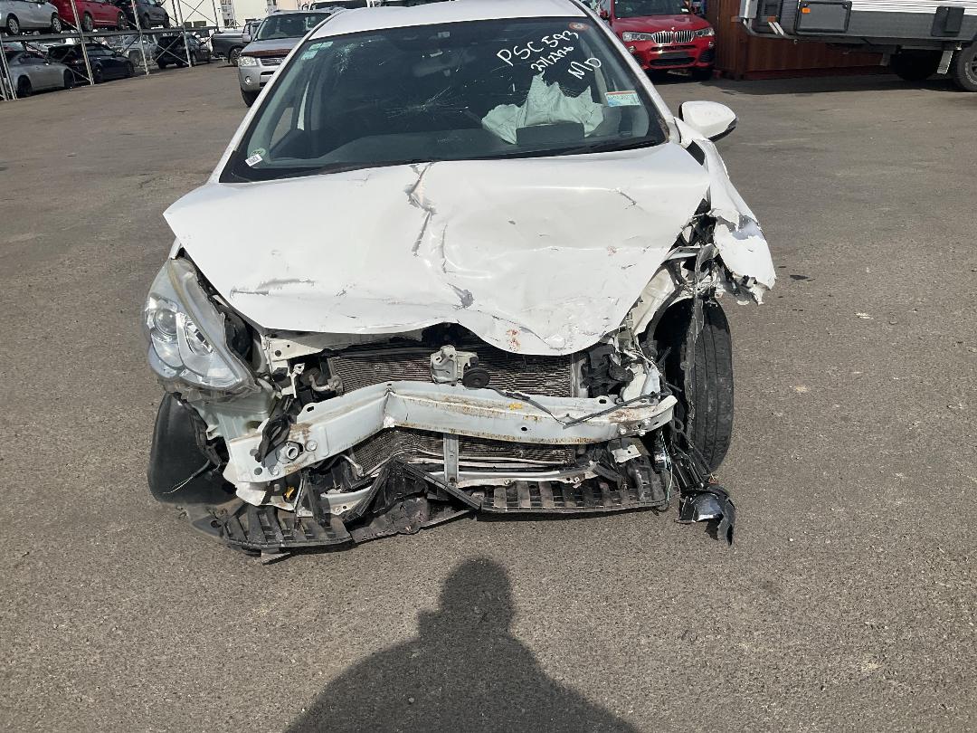 Photo '2' of Toyota Aqua Hybrid