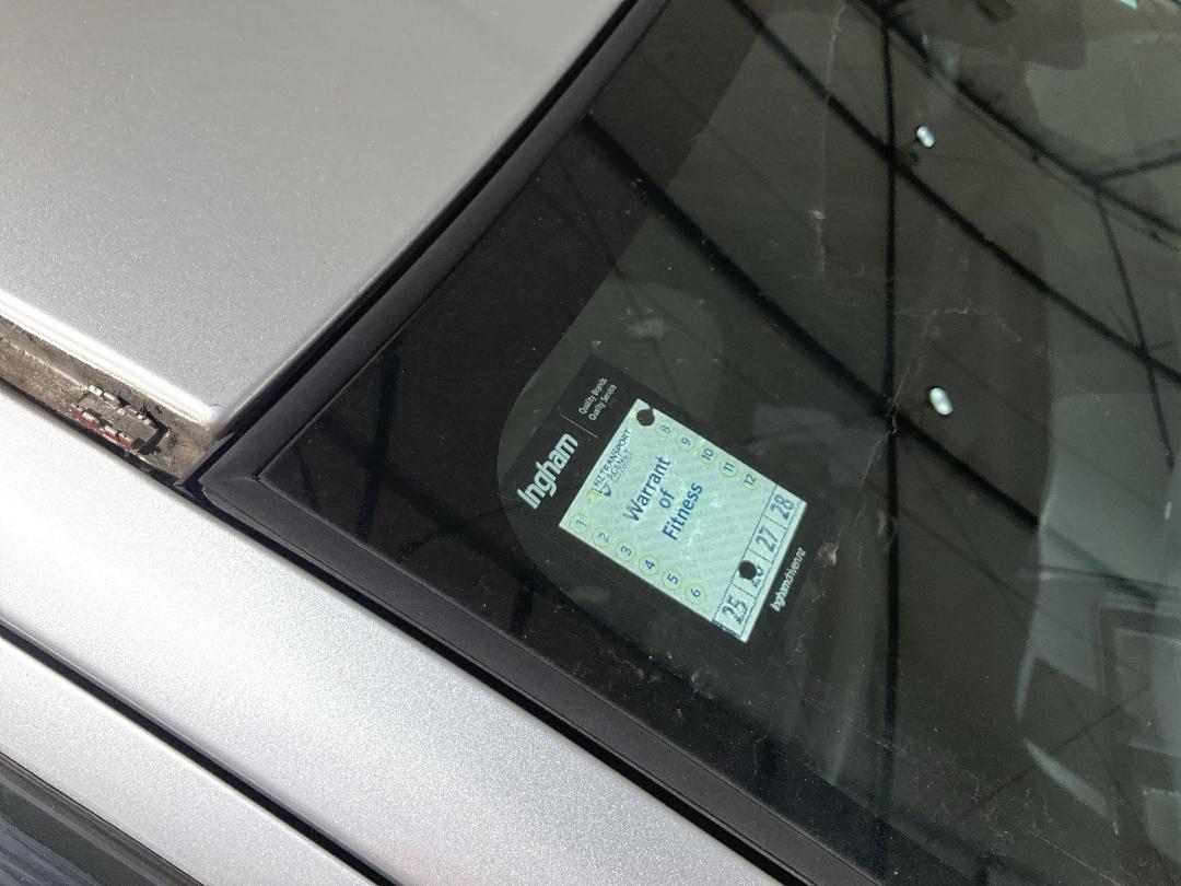 Photo '22' of Toyota Aqua Hybrid