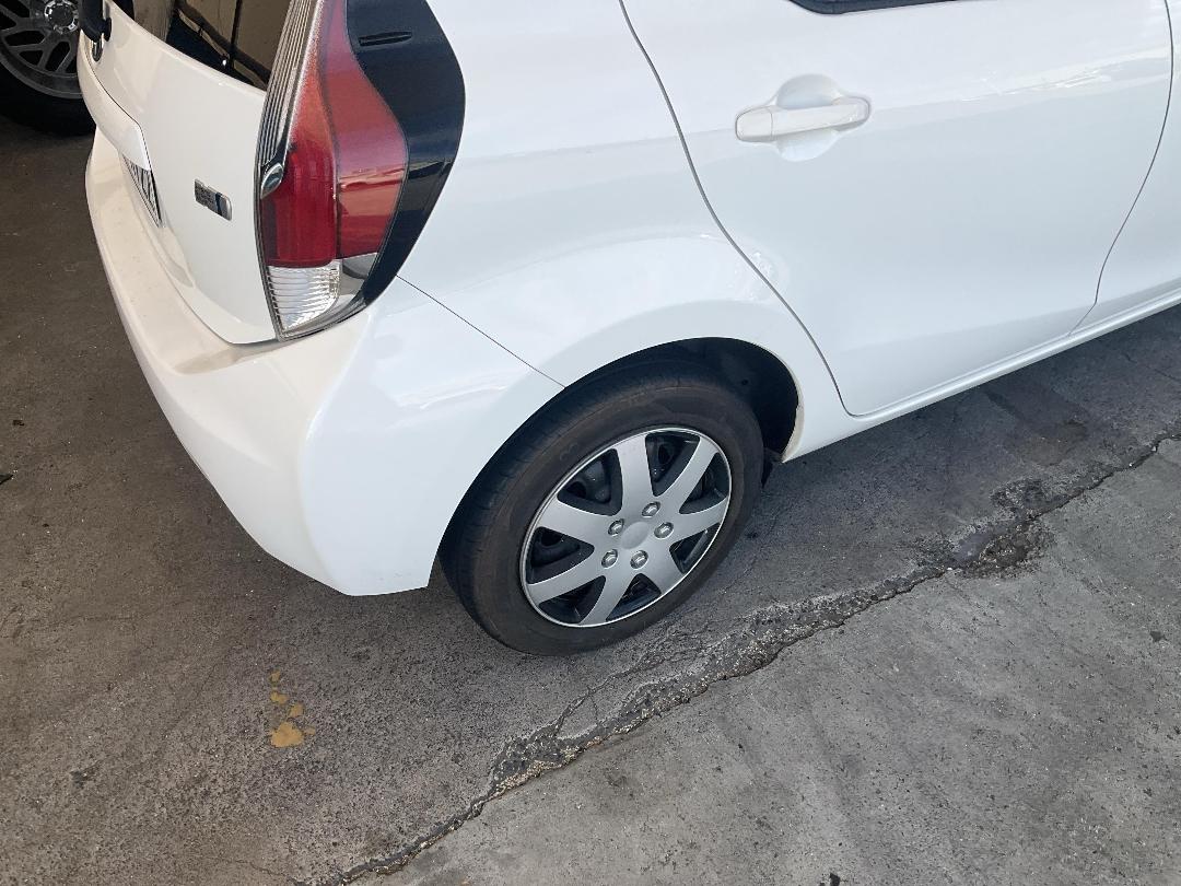 Photo '13' of Toyota Aqua Photo '13' of Toyota Aqua