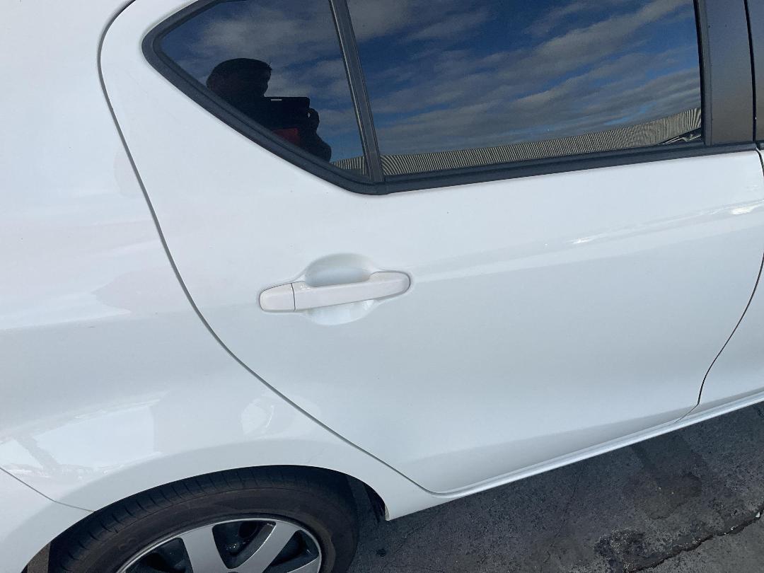 Photo '14' of Toyota Aqua Photo '14' of Toyota Aqua