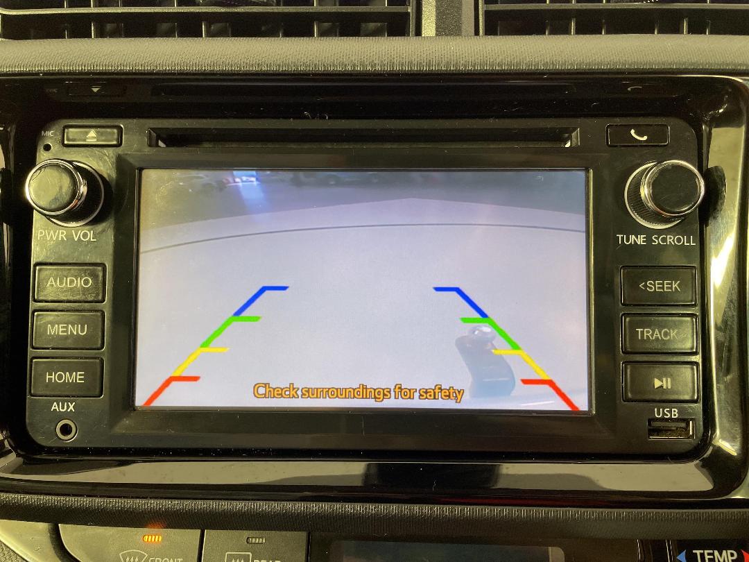 Photo '25' of Toyota Aqua Photo '25' of Toyota Aqua