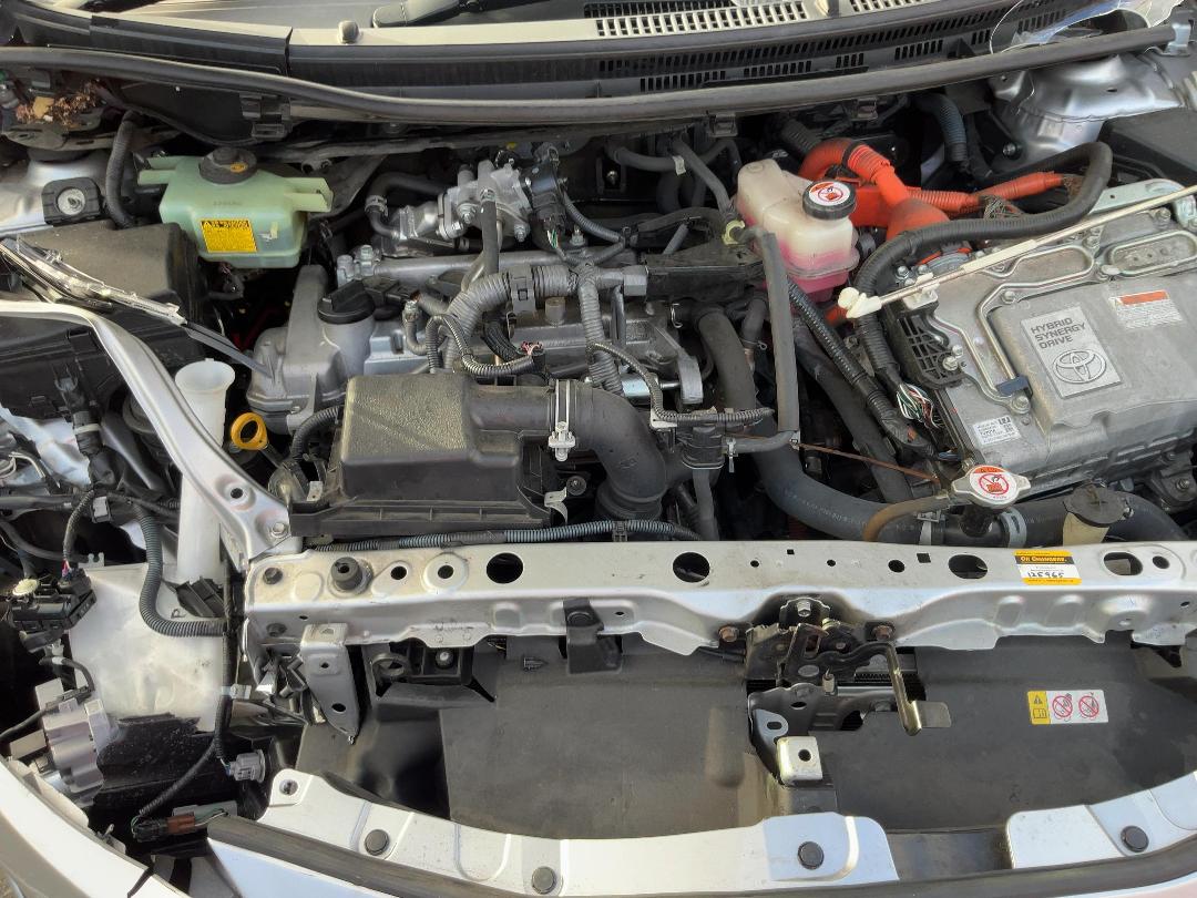 Photo '7' of Toyota Aqua Hybrid