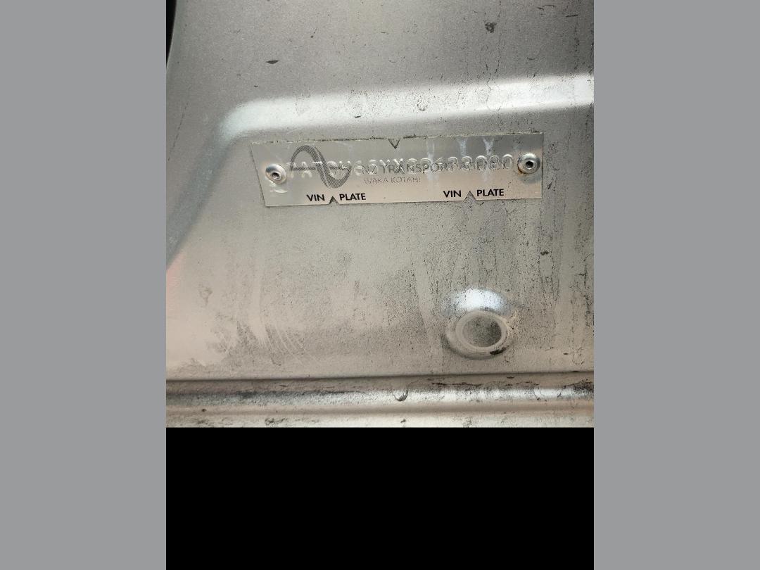 Photo '11' of Toyota Aqua Hybrid