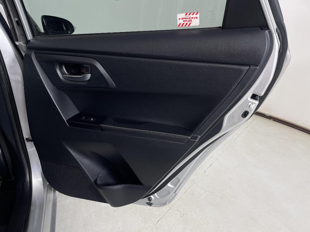 Photo '19' of Toyota Auris