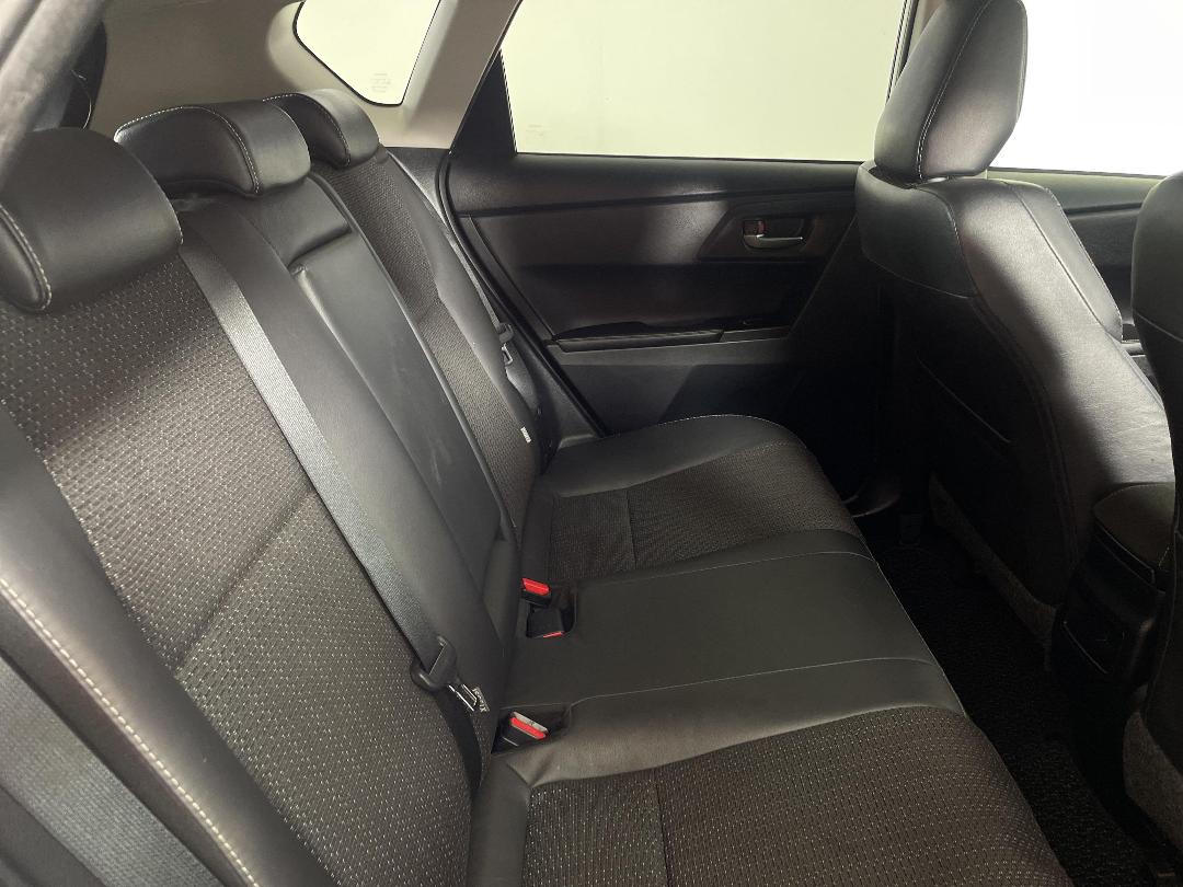 Photo '20' of Toyota Auris