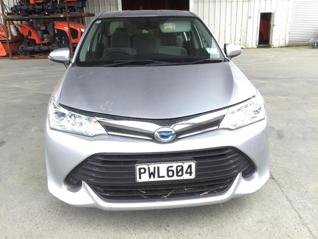 Photo '2' of Toyota Axio Corolla Hybrid