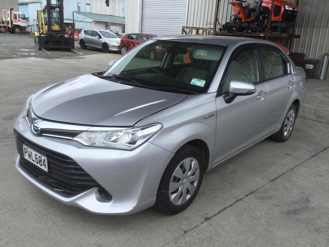 Photo '3' of Toyota Axio Corolla Hybrid