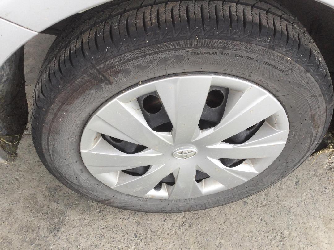 Photo '12' of Toyota Axio Corolla Hybrid