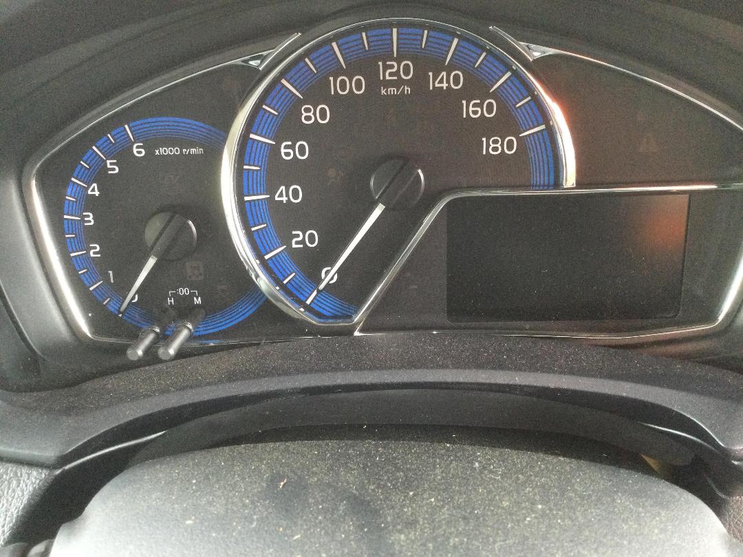 Photo '13' of Toyota Axio Corolla Hybrid