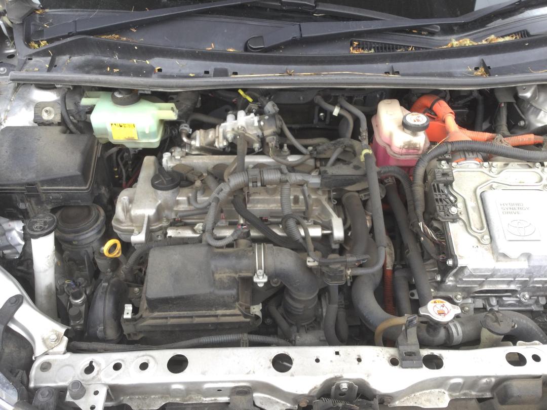 Photo '16' of Toyota Axio Corolla Hybrid