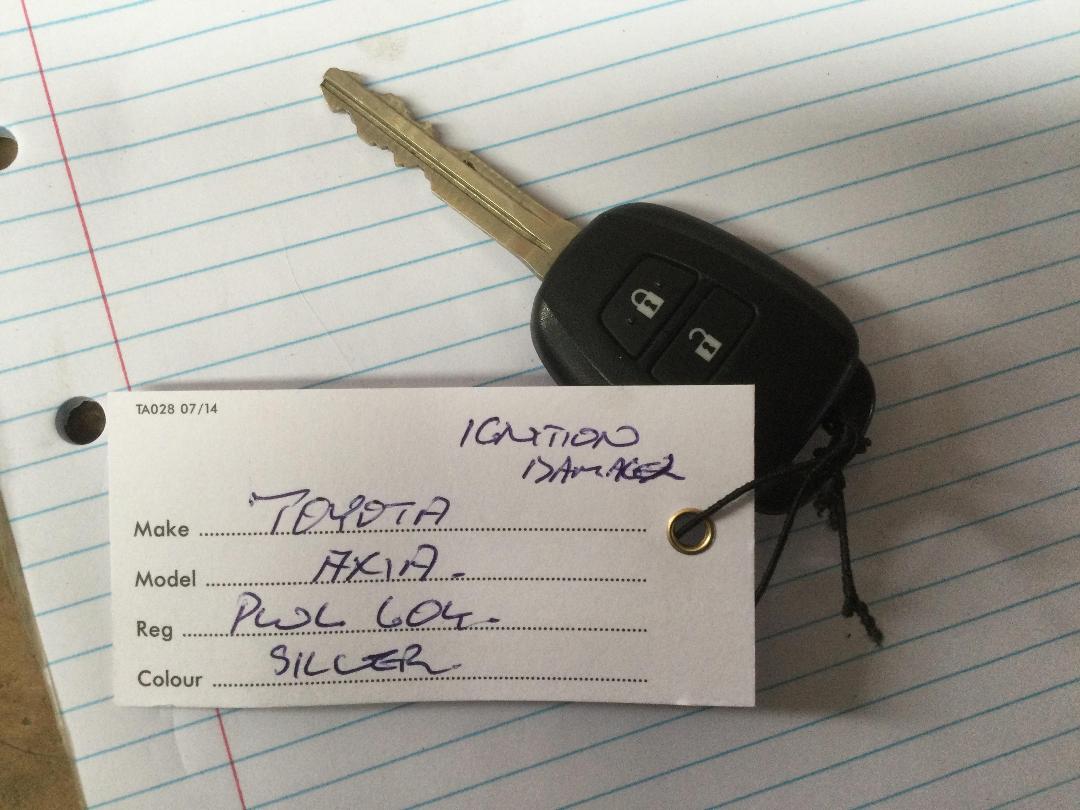 Photo '22' of Toyota Axio Corolla Hybrid