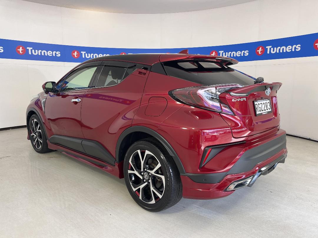 Photo '5' of Toyota C-HR