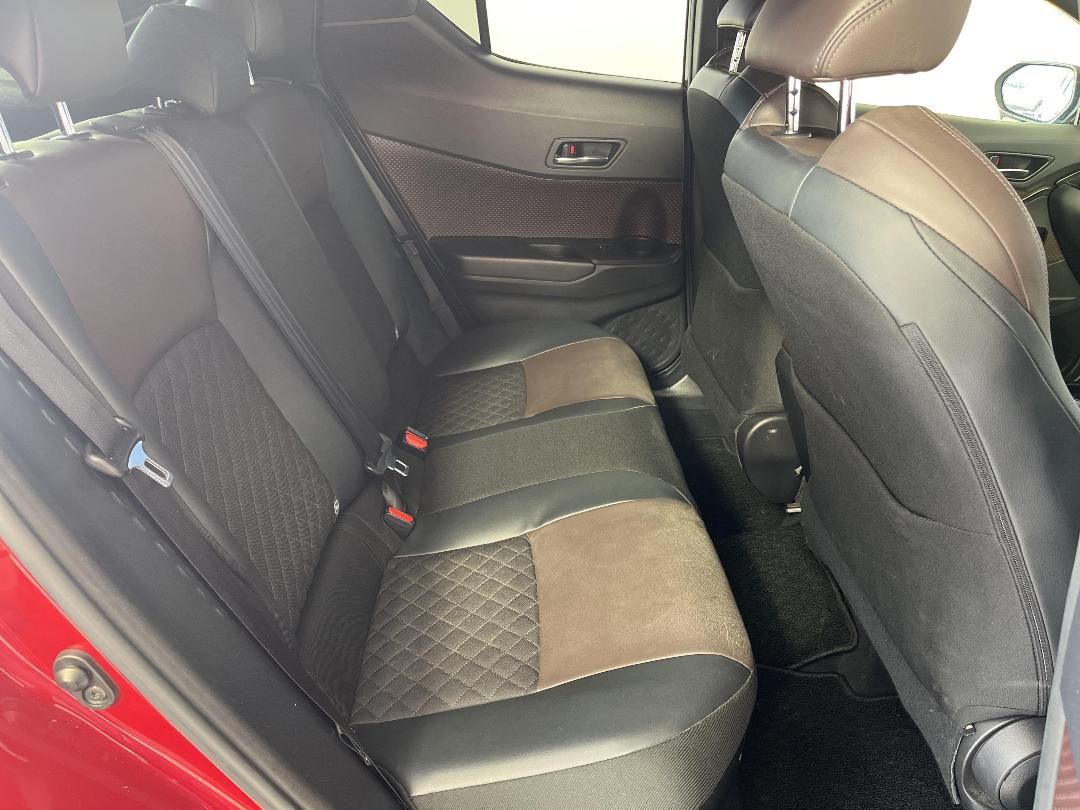 Photo '20' of Toyota C-HR