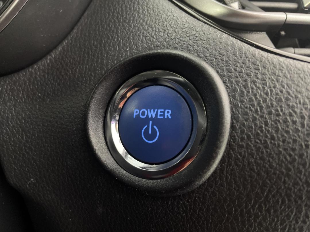 Photo '24' of Toyota C-HR Photo '24' of Toyota C-HR