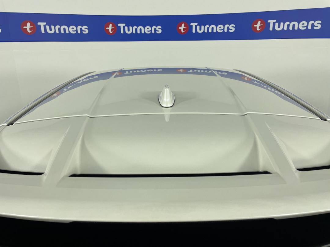 Photo '32' of Toyota C-HR Photo '32' of Toyota C-HR