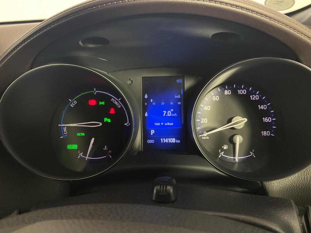 Photo '21' of Toyota C-HR Photo '21' of Toyota C-HR