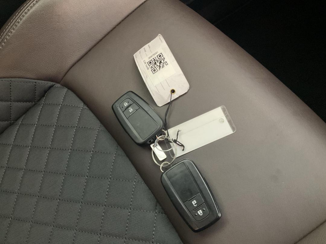 Photo '22' of Toyota C-HR Photo '22' of Toyota C-HR