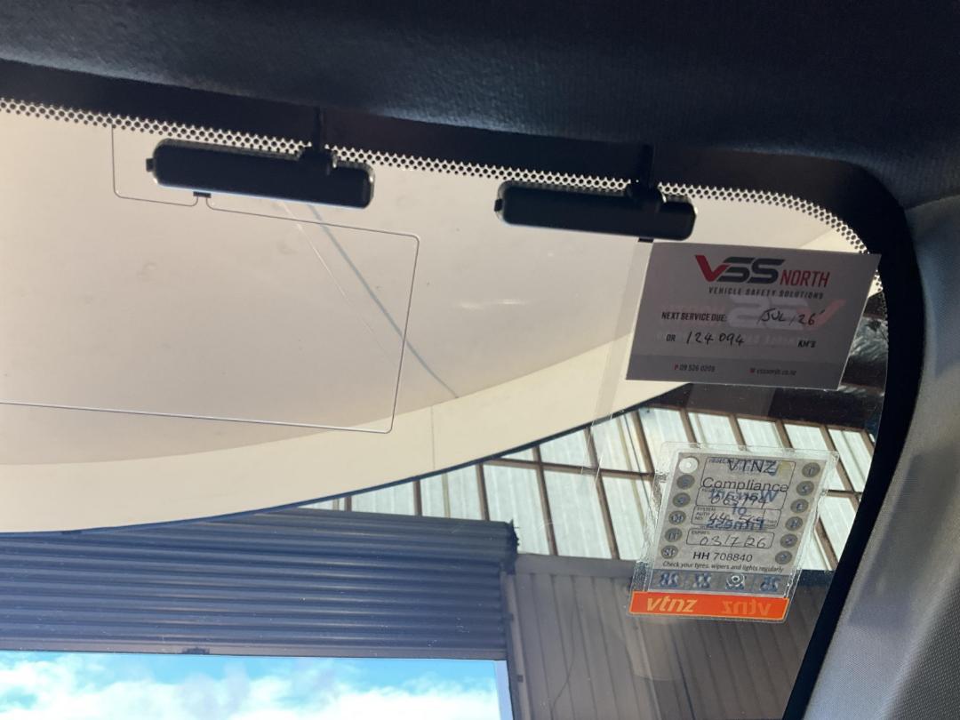 Photo '23' of Toyota C-HR Photo '23' of Toyota C-HR