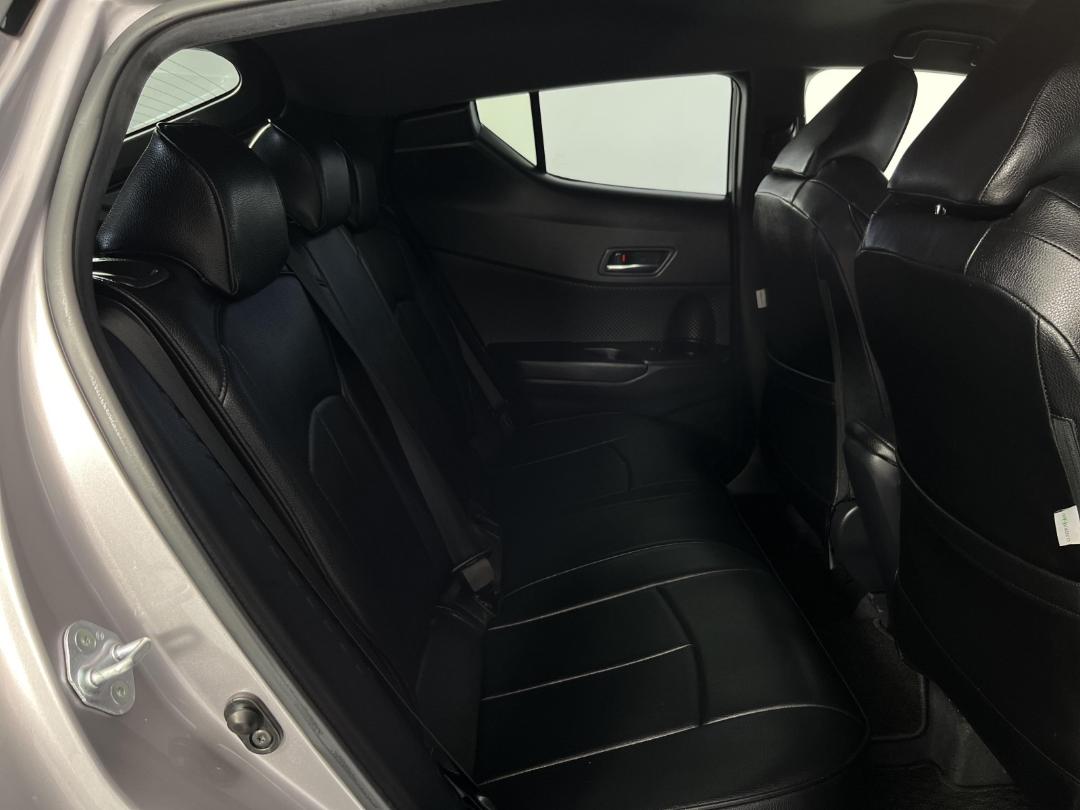 Photo '20' of Toyota C-HR