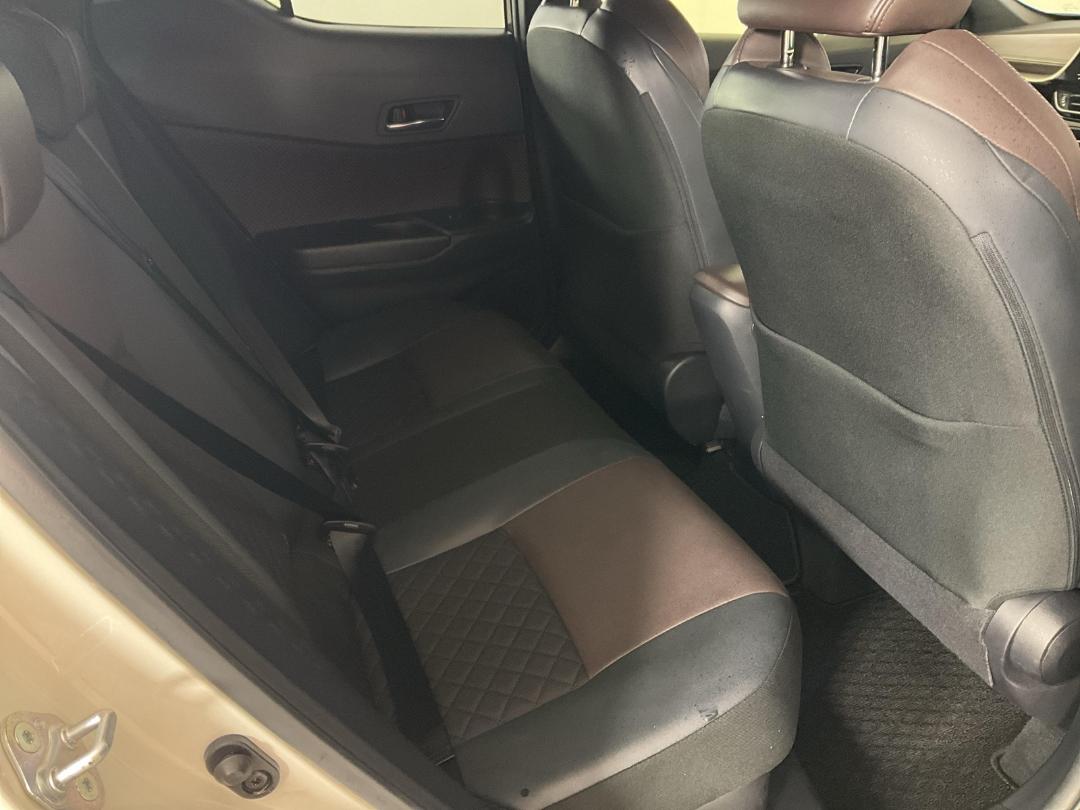 Photo '20' of Toyota C-HR