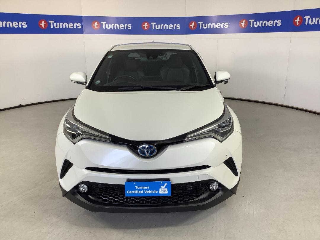 Photo '2' of Toyota C-HR