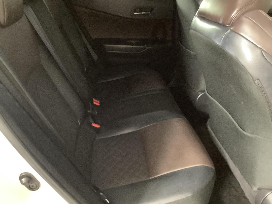 Photo '20' of Toyota C-HR